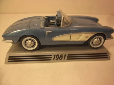 DANBURY MINT 1/43 DIECAST  CORVETTE, 1961 BLUE 315 HP CONV. 50th ANNIV. SERIES - Image 1 of 4