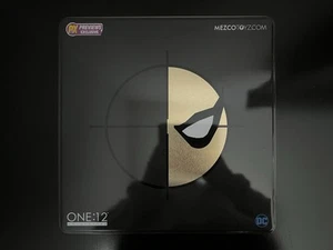 Mezco Toyz One:12 Collective DC Comics PX Previews Exclusive Deathstroke Stealth - Picture 1 of 6