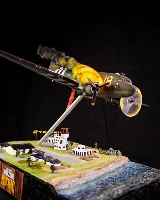 Warzone "Douglas C-47 Skytrain" 1/72 Diorama (CALL OF DUTY) - Immagine 1 di 4