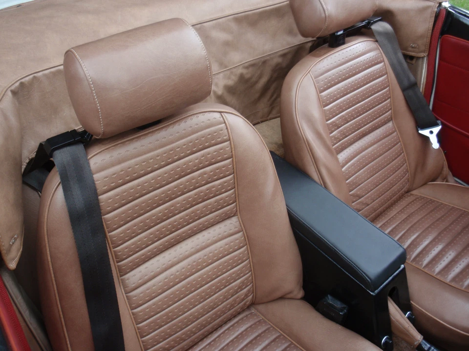 CONSOLA CENTRAL TR6. Reposabrazos acolchado PowerJacks y almacenamiento! Triumph TR250 TR4A Foto 1 de 2