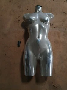 MANIQUÍ BUSTO MUJER - Imagen 1 de 3