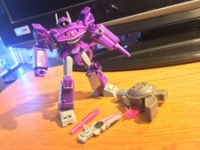 Transformers Toys Cyberverse Deluxe Class Shockwave Action Figure Complete