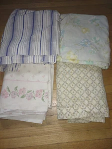 Lotto lenzuola piatte vintage floreali Dan River Perma Prest 2 Twin 2 complete imperfette - Foto 1 di 12