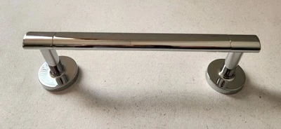 Toallero Delta 74208 Altado 8", cromado Foto 1 de 4