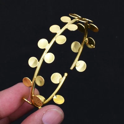 Brazalete ajustable enchapado en oro de 18 quilates martillado hecho a mano joyería RB-08-077 Foto 1 de 2