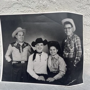 Vintage Pressefoto von Joe Therrien, Jr. und den Rockets 1950er Rockabilly Gruppe - Bild 1 von 3