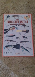 THE CREEK CHUB BAIT CO. 1941 SEÑUELO DE PESCA VINTAGE LETRERO DE METAL, GARRETT INDIANA - Imagen 1 de 5