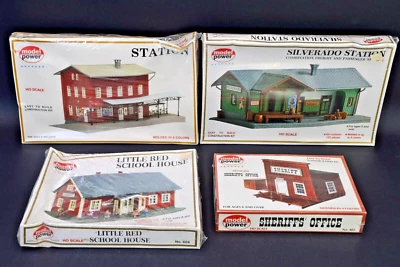 (4) MODEL POWER HO KITS SHERIFFS OFFICE, SILVERADO STATION, STATION & SCHOOL - Image 1 of 4