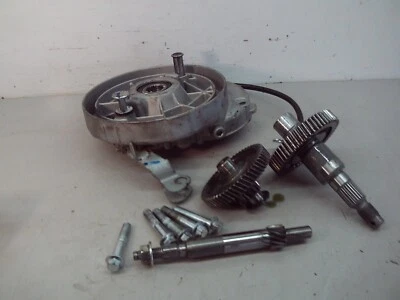 Rear Final Drive Gears for Vespa Primavera 50cc 2023 525 Miles VE7 - Image 1 of 4