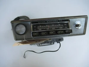 Vintage Mercedes BECKER "EUROPA TR " 5 button BC/FM Car Radio - Picture 1 of 12