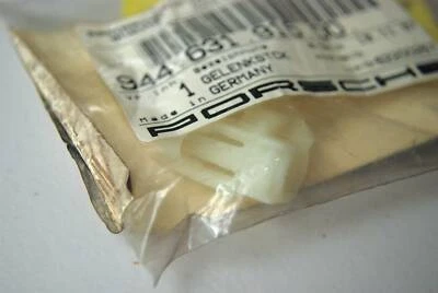 Porsche Headlamp Bracket - 968 (1992-95) - 944 631 915 00 - image 1 of 3