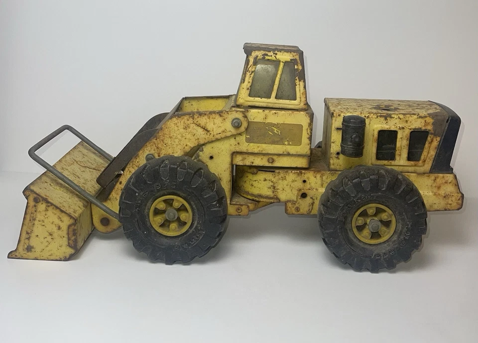 Cargador frontal de acero prensado Mighty TONKA XMB-975 vintage años 70 Foto 1 de 4