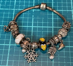 Bracciale Pandora Argento Sterling Charm - Foto 1 di 13