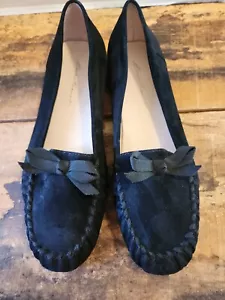 Womans Eddie Bauer Black Suede Slip Ons Size 11 Bow Loafer Shoes - Picture 1 of 7