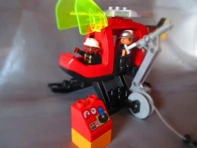 Lego Duplo Feuerwehr Hubschrauber 4967 Fire Helicopter Wasserspritze Seilwinde  - Bild 1 von 4