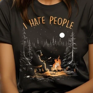 Camiseta Unisex I Hate People with Bear with Fogata, Camping and Senderismo - Imagen 1 de 5