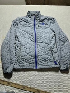 The North Face Quilted Jacket Womens Medium Gray Puffer  Full Zip Flawed  - Picture 1 of 9
