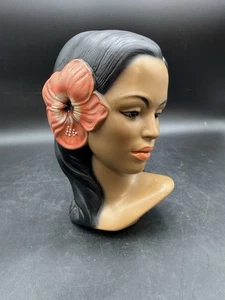 MARWAL Chalkware Hawaiian Girl Büste Polynesischer Hula Hibiskus 50er Jahre MCM Tiki - Bild 1 von 16
