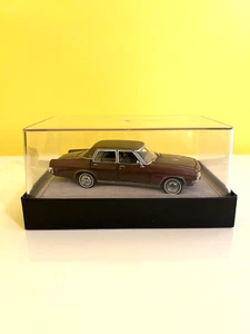 TRAX 1971 Statesman De Ville 1:43 Nutmeg Metallic - Picture 1 of 5