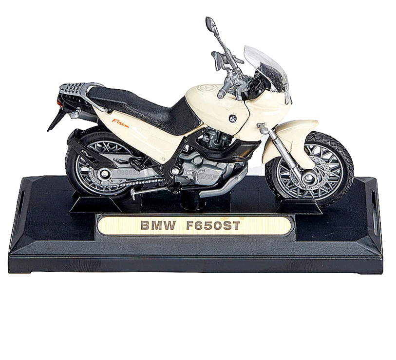 BMW F650ST White Motorcycle Model, Motormax Scale 1:18 - Image 1 of 4
