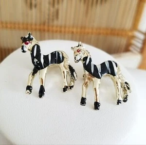 Vintage Zebra Brooches - Picture 1 of 10