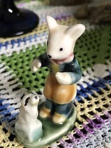 Vintage Porcelain Mouse Figurine In Apron & Puppy On Box Handpainted 2+” - Picture 1 of 9