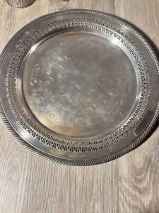 Vintage Wm Rogers Silver Plated Round Ornate Serving Tray Platter - Picture 1 of 8