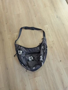 Lululemon Resolution Large Black Gray Floral Expandable Gym Carry All Hobo Bag - Picture 1 of 13