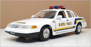Motormax 1/24 Scale 76102B - Ford Crown Victoria Police - Marple - Picture 1 of 5