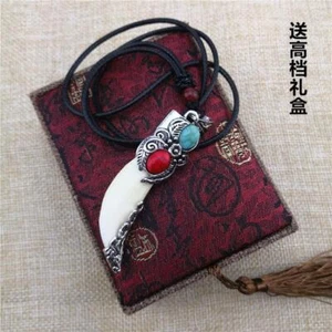 Men's Wolf Tooth Pendant Tooth Agate Leather Rope Necklace Pendant Gift - Picture 1 of 11