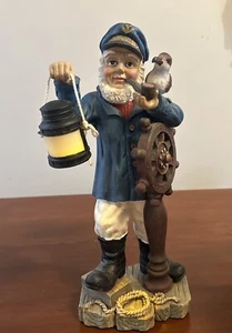 Seekapitän Figur mit beleuchteter Laterne batteriebetrieben 16" - Bild 1 von 10