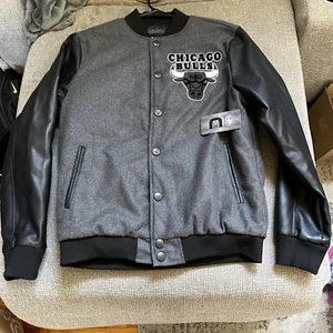 CHICAGO BULLS NBA Lederärmel Letterman VARSITY Jacke Large grau schwarz - Bild 1 von 8