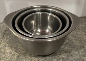 Vintage Aluminum Smaller Mixing Bowls Set of 3 Nesting 7 1/2",  6 1/2", 4 3/4” - Picture 1 of 5