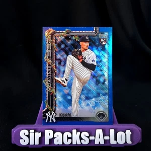 Lámina brillante azul Topps Holiday-#H16 Will Warren (RC) 2025  - Imagen 1 de 2