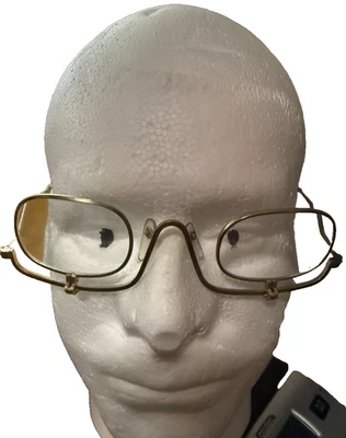 Anteojos plegables/abatibles tono dorado de colección inusuales diferentes años 60 Taiwán en muy buena condición Foto 1 de 3