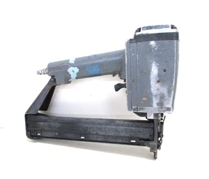 SENCO SKS PISTOLA GRAFFETTA CORONA 1/4", GRAFFETTE DA 1" A 1-1/2" - Foto 1 di 8