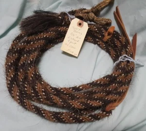 Mähne Rosshaar geteilte Zügel mit Rohhautverbindern -- 8 Fuß 3/8 Zoll Durchmesser Muster F16 - Bild 1 von 1
