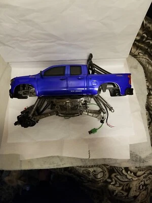 New Bright Silverado Chevy Z21 Radio Control Heavy Metal 4x4 Pickup for parts. - Image 1 of 4