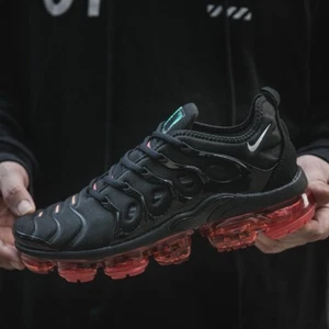 Nike Air Vapor Max Plus Triple Negro Rojo Hombre Zapatillas - Imagen 1 de 9
