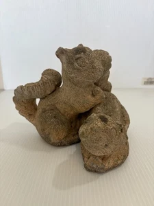 Concrete Squirrel Pair Garden Outdoor Sculpture Figure Statue Weathered Cement - Picture 1 of 7