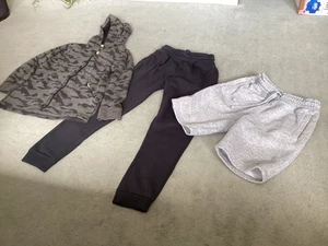 Bundle of boys cloths 9/10 year old - Picture 1 of 3