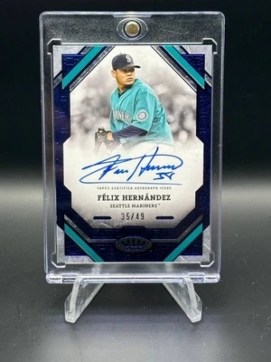 Lámina azul Topps Tier One 2025 Felix Hernandez automática/49 #T1A-FH Mariners Foto 1 de 2