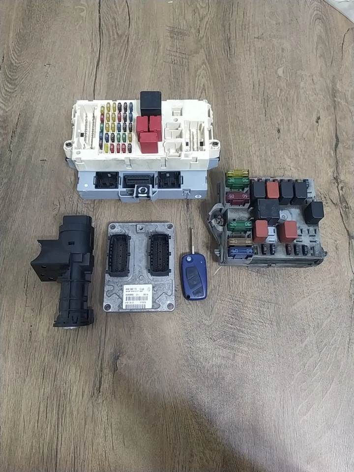 FIAT STILO 1.6 START KIT IAW5NFT9 IAW5NF.T9 5NF - Immagine 1 di 4