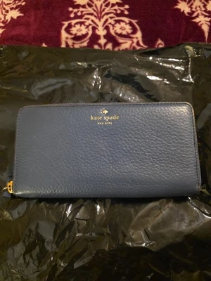 Kate Spade Women’s Blue Leather zip around wallet - Image 1 of 4