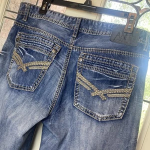Men's TK AXEL Treadwell Relaxed Straight Jeans Size 34x30 Embroidered Whiskered - Picture 1 of 14