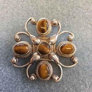 Sterling Silver Pendant with Tiger's Eye, handmade Nepal - Picture 1 of 2