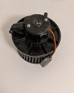 Blower Motor With Wheel Carquest 75823 (Broken Mounting Flange) See Pictures - Picture 1 of 6