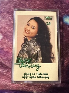 Thien Trang Tienh Hat Rare Vietnamese Audio Cassette Tape Giong Ca Tinh Com NGOT - Picture 1 of 3