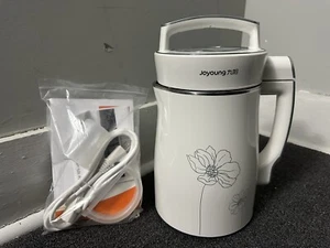 Joyoung CTS-1098 automatic hot soy milk maker.     (62) - Picture 1 of 19