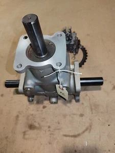 Plessy R3500 AnglGear T Gearbox =NEW OLD STOCK= - Picture 1 of 6